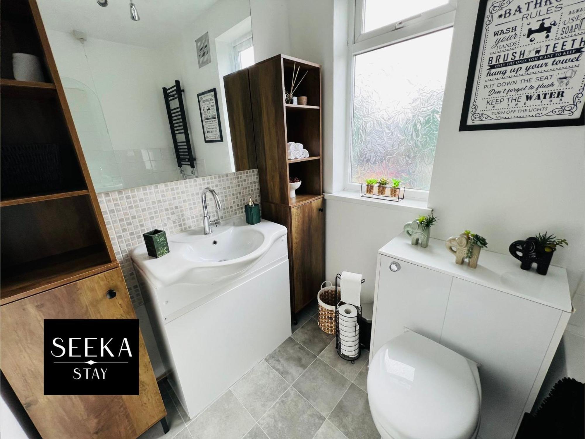 Cosy 2-Bedroom House, Walking Distance Cbs, Ideal For Contractors-Business Stays Coventry Luaran gambar