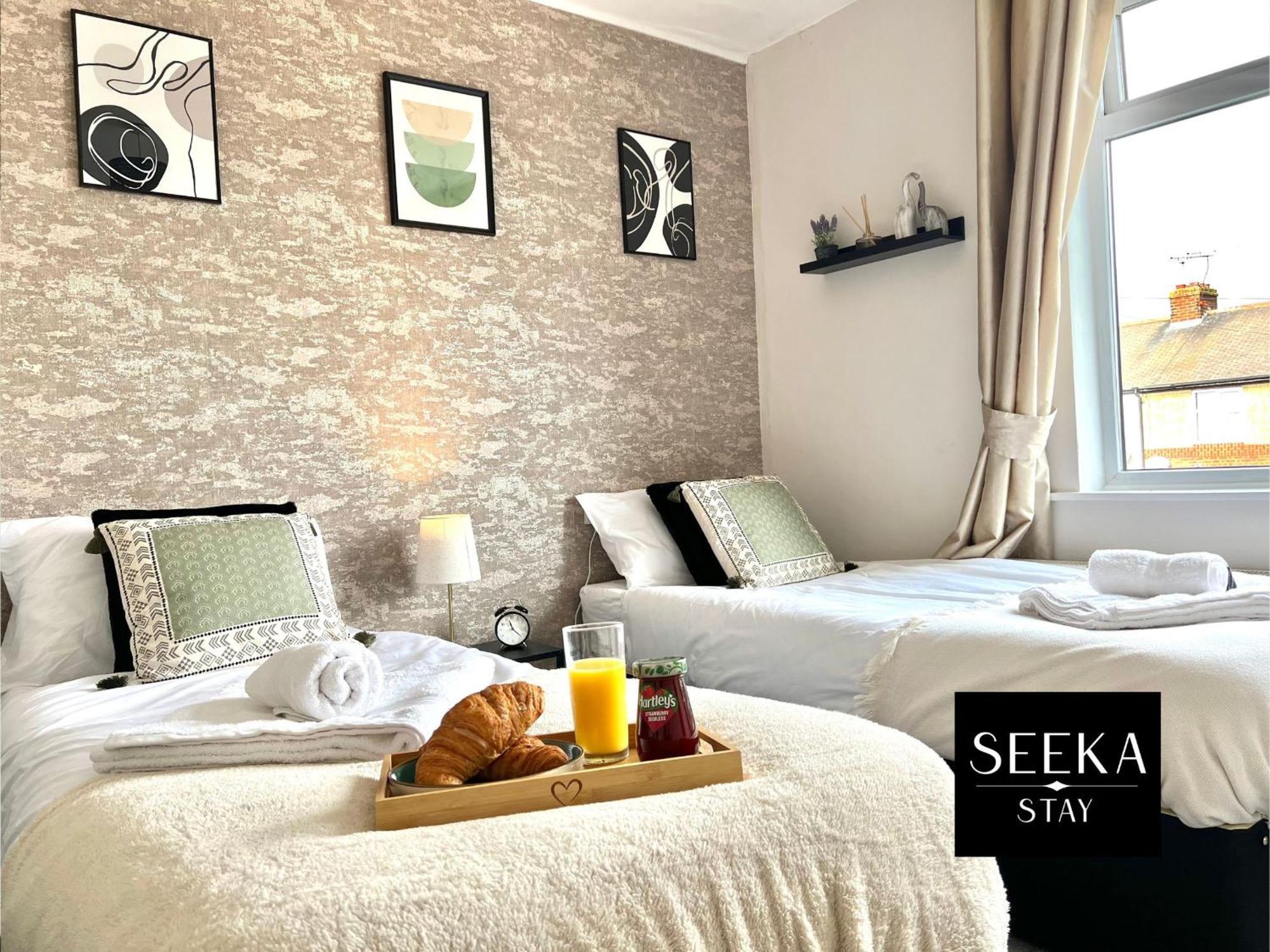 Cosy 2-Bedroom House, Walking Distance Cbs, Ideal For Contractors-Business Stays Coventry Luaran gambar